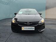 Opel Astra, 1.2 Edition Musikstreaming, Jahr 2021 - München