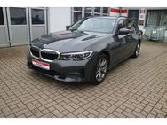 BMW 320 3 Touring 320 d xDrive Sport Line-NAVI-LED-ACC - Freystadt