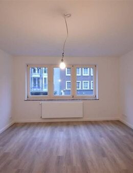 D-Altstadt! Sanierte 2- ZI-Whg mit EBK ab sofort zu vermieten - Düsseldorf
