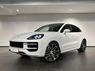 Porsche Cayenne, E-Hybrid Coupe, Jahr 2024 - München