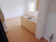 Charmante 2-Zimmer-Wohnung mit Stellplatz - Ihr neues Zuhause! - Dessau-Roßlau