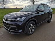 VW Tiguan, 2.0 TDI Life IQ Head GV5, Jahr 2024 - Achern