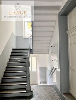 Hannover-Calenberger-Neustadt, Erstbezug nach Kernsanierung, 4 Zimmer Wohnung im 1.OG zum Erstbezug - Hannover