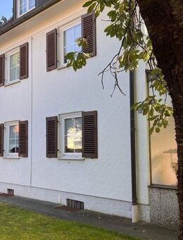 ZUHAUSE ANKOMMEN: DREIFAMILIENHAUS MIT HALLE UND WEITEREM GRUNDSTÜCK - Oberhausen (Landkreis Neuburg-Schrobenhausen)