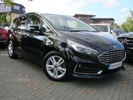 Ford S-Max TDCi150 Titanium Navi LED Standheizung AHK - Falkensee