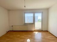 Helle 2-Raum-Wohnung mit Balkon - Gera