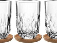 LEONARDO Gläser-Set Latte Macchiato-Set GOCCE, 380 ml, 6-teilig, Glas, 3 Gläser mit unterschiedlichem Tropfenrelief, inkl. Kork-Untersetzer