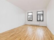 Vor kurzem renoviert: Großzügige 3-Zimmer-Altbauwohnung mit Süd-Balkon und modernem Bad - Leipzig
