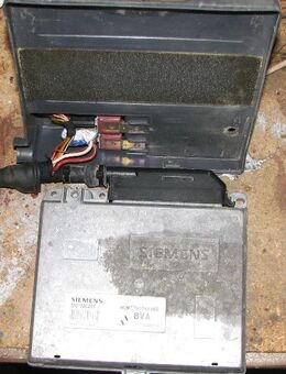 Steuergerät Renault Safrane 2,2 ltr Siemens 7700863539 - Spraitbach
