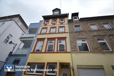 ### N E U E R P R E I S ### Altes Haus in neuem Glanz
