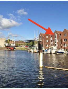 Husum Zentrum TOPLAGE: Wunderschöne Galeriewohnung mit sensationellem Hafenblick, Bootsanleger mögl! - Husum (Schleswig-Holstein)