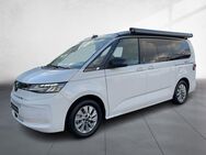 VW T7 Multivan, 2.0 TDI California Beach Tour, Jahr 2022 - Dresden