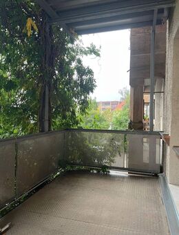 Top renovierte 6-Zimmer-Jugendstil-Wohnung mit hochwertiger Einbauküche in der Fürther Innenstadt - Fürth