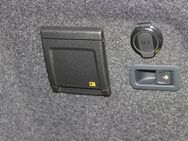 VW Golf VIII Variant 1.5 eTSI DSG Active KLIMA LED - Limbach-Oberfrohna