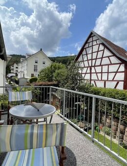 Großzügige 4-Zimmer-Wohnung mit Westbalkon in ruhiger Lage von Kelkheim-Ruppertshain - Kelkheim (Taunus)