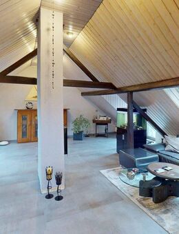 Ruhig gelegenes Ein-Zweifamilienhaus mit schöner Gartenanlage - Schwalbach