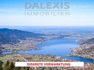 Diskrete Vermarktung: Attraktives Einfamilienhaus mit tollem Garten und Blick zum Wallberg - Rottach-Egern