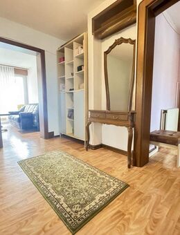 Charmante 2-Zimmer-Wohnung mit Balkon und finnischem Kaminofen-zentral in Kehl! - Kehl