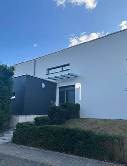 Exklusive Villa mit Garten, Garage - ideal für Großfamilien - Pforzheim