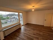 Modernisierte 3-Zimmer-Wohnung mit Balkon im 3. OG in Duisburg - Marxloh - Duisburg