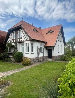 Villa mit 2 Wohneinheiten, nahe der Ostsee - Kröpelin