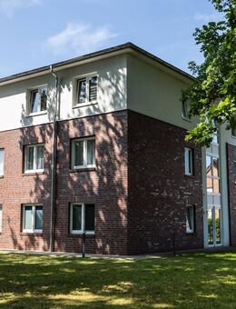 *** GEPFLEGTE WOHNUNG im EG - BAUJAHR 2014 - GARTEN mit überdachter TERRASSE - STELLPLATZ *** - Delmenhorst