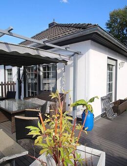 Nahe Hamburg - Modernisierter Bungalow in ruhiger Lage - Heist