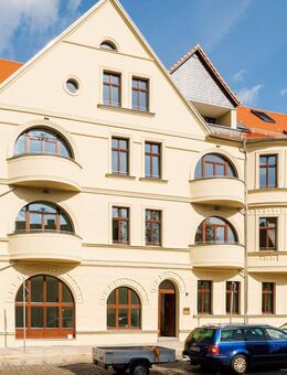 Neuwertige 2-RW mit Balkon - Tageslichtbad mit Dusche + Wanne - Magdeburg