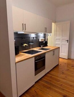 Kleine, feine, bezugsfreie Altbauwohnung in Spandau - Berlin