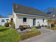 Zu Fuß ans Wangermeer - in 10 Minuten am Strand! Modernes Haus, 2 Bäder und 3 Schlafzimmer! - Wangerland
