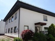 Gepflegtes 1-2-Familienhaus mit Praxis und Doppelgarage in Zentrumslage von 66981 Münchweiler - Münchweiler (Rodalb)