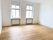Schöne helle Wohnung mit 2 1/2 großen Zimmern zu vermieten!!! - Luckenwalde