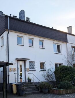 HOCHWERTIG KERNSANIERTE EIGENTUMSWOHNUNG MIT RAFFINESSE - Düsseldorf