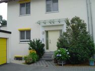 Refugium im Grünen - Luxoriöse 8-Zimmer- Doppelhaushälfte mit großem Grundstück in Erlensee - Erlensee