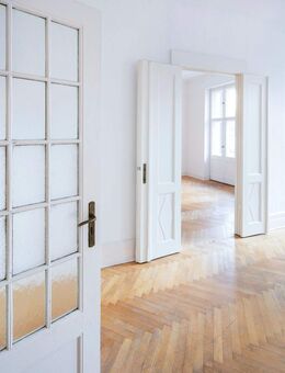 INVEST: Stilvoller Altbauklassiker - Vermietete 5-Zi.-Wohnung in bester Lage Wilmersdorfs! - Berlin
