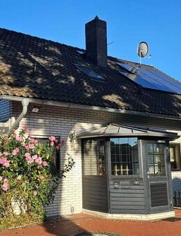 freistehendes Einfamilienhaus mit großem Grundstück - Bielefeld