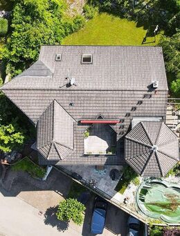 . Idyllisches Wohnen trifft Exklusivität . traumhafte Immobilie mit Pool in Bodenseeregion - Deggenhausertal