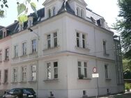 für Kapitalanleger | vermietete 1,5-Zimmer-Wohnung mit Wintergarten, EBK sowie Carportstellplatz - Zwickau