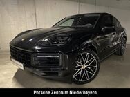 Porsche Cayenne, Coupe | | |, Jahr 2022 - Plattling