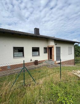Einfamilienhaus mit Einliegerwohnung in Ensdorf - Ensdorf (Bayern)