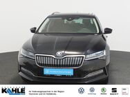 Skoda Superb, 1.4 TSI Combi Style iV hybrid Canton, Jahr 2022 - Hannover