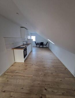 Tolle 1,5 Zimmerwohnung kernsaniert gerne auch Möbliert - Korntal-Münchingen