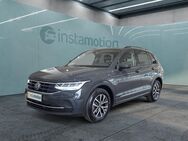 VW Tiguan, 2.0 TDI Life, Jahr 2021 - München