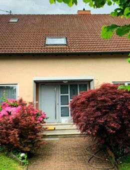 Zweifamilienhaus in ruhiger Lage von Wallerfangen - Wallerfangen