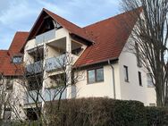 Tolle, gepflegte 3 Zimmer-DG-Wohnung in herrlicher Randlage von Bissingen-Teck - Bissingen (Teck)
