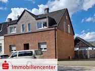 Gepflegtes Zweifamilienhaus auf großem Kaufgrundstück und geräumiger Garage - Recklinghausen
