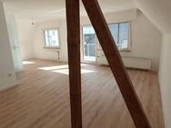 Kernsanierte 2 Zimmer Dachgeschosswohnung- Sanderhöhe - Wipperfürth (Hansestadt)