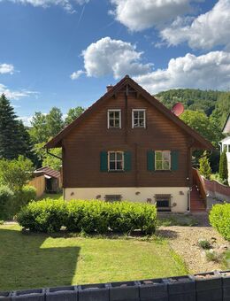 **Attraktives Holzhaus auf schönem Grundstück in zentraler Ortslage von Gelnhausen-Höchst** - Gelnhausen
