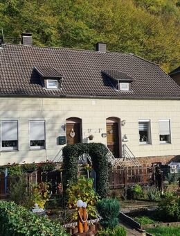 Doppelhaushälfte mit Garten für Handwerker - Betzdorf