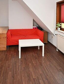 Isernhagen H.B.: Gemütliche 1,5-Zimmer-Dachgeschosswohnung! - Isernhagen